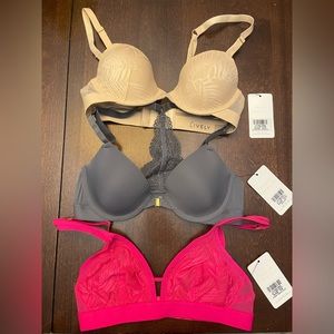 TikTok famous bra Lively